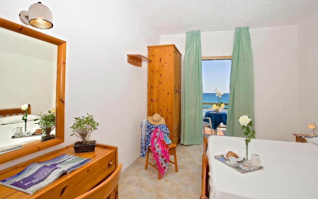 Hotel Vittorio Beach Resort Barano dʼIschia Værelse billede