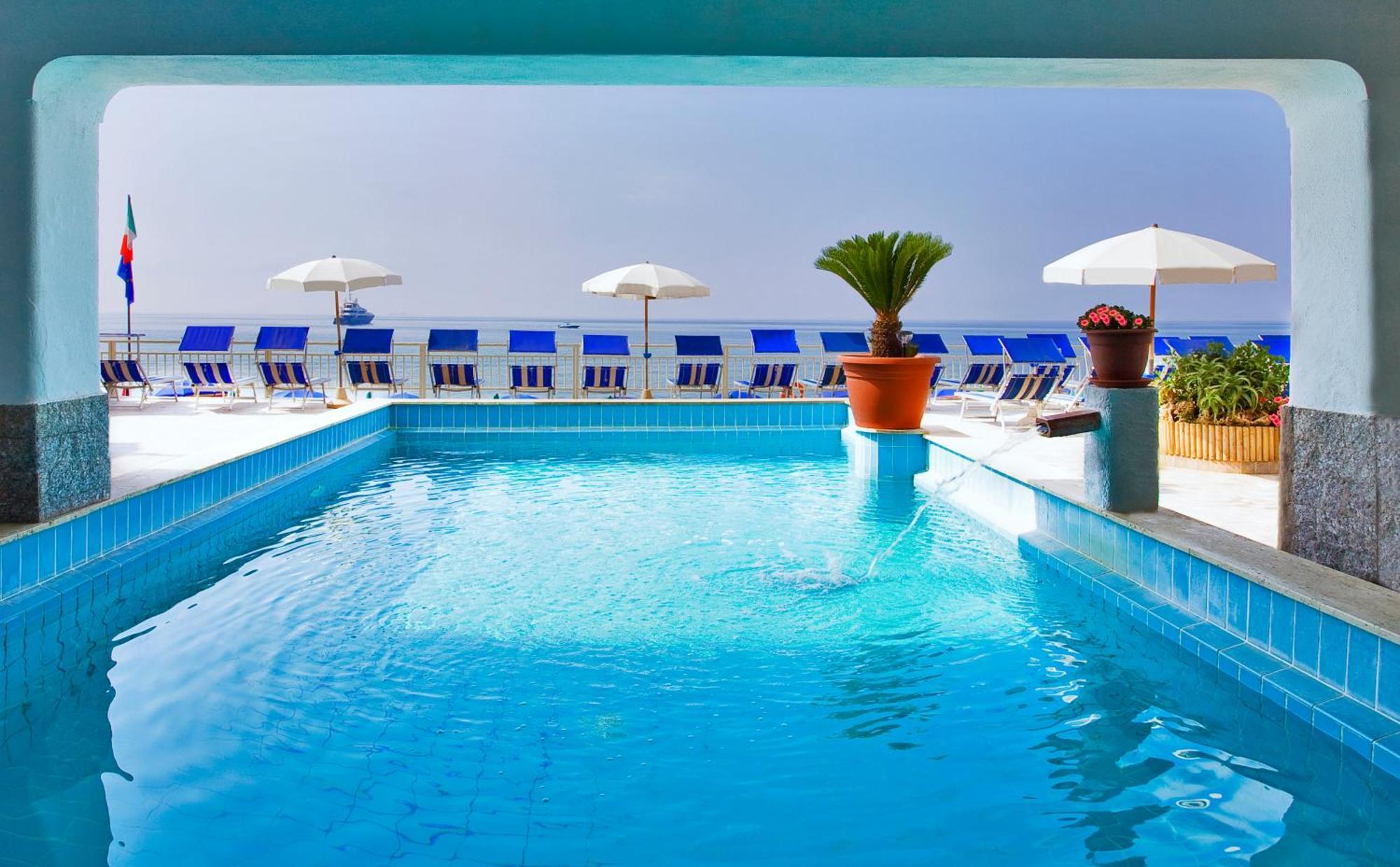 Hotel Vittorio Beach Resort Barano dʼIschia Eksteriør billede