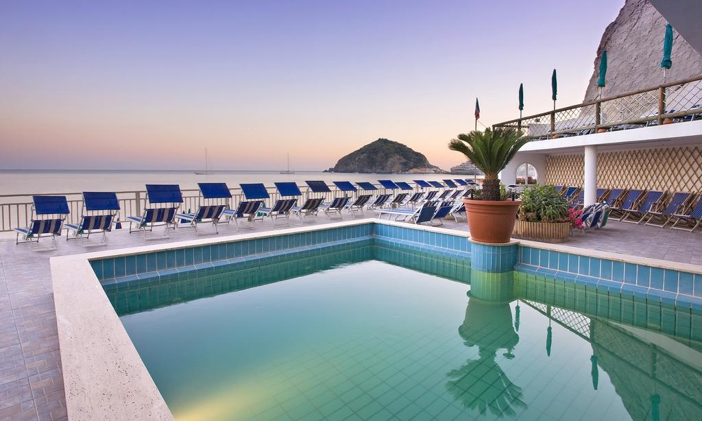 Hotel Vittorio Beach Resort Barano dʼIschia Eksteriør billede